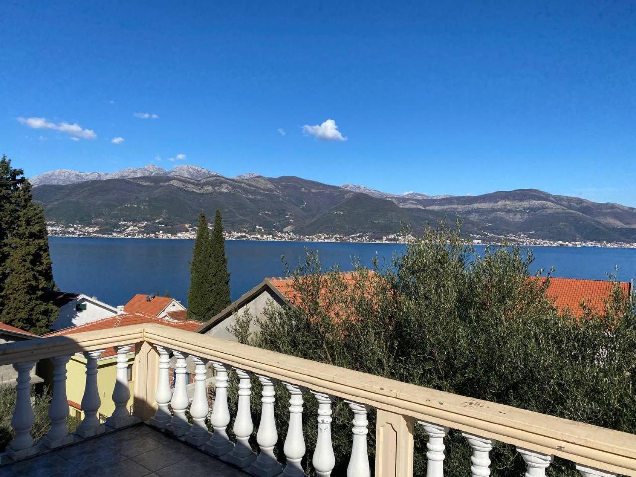 Apartments Arina Krasići Dış mekan fotoğraf