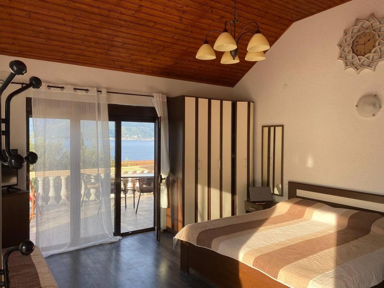 Apartments Arina Krasići Dış mekan fotoğraf