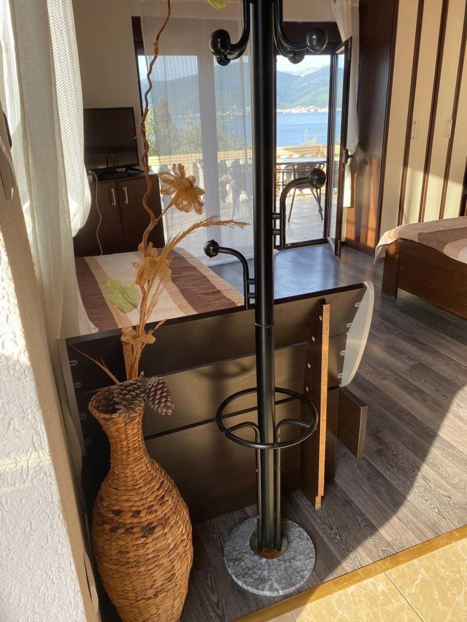 Apartments Arina Krasići Dış mekan fotoğraf