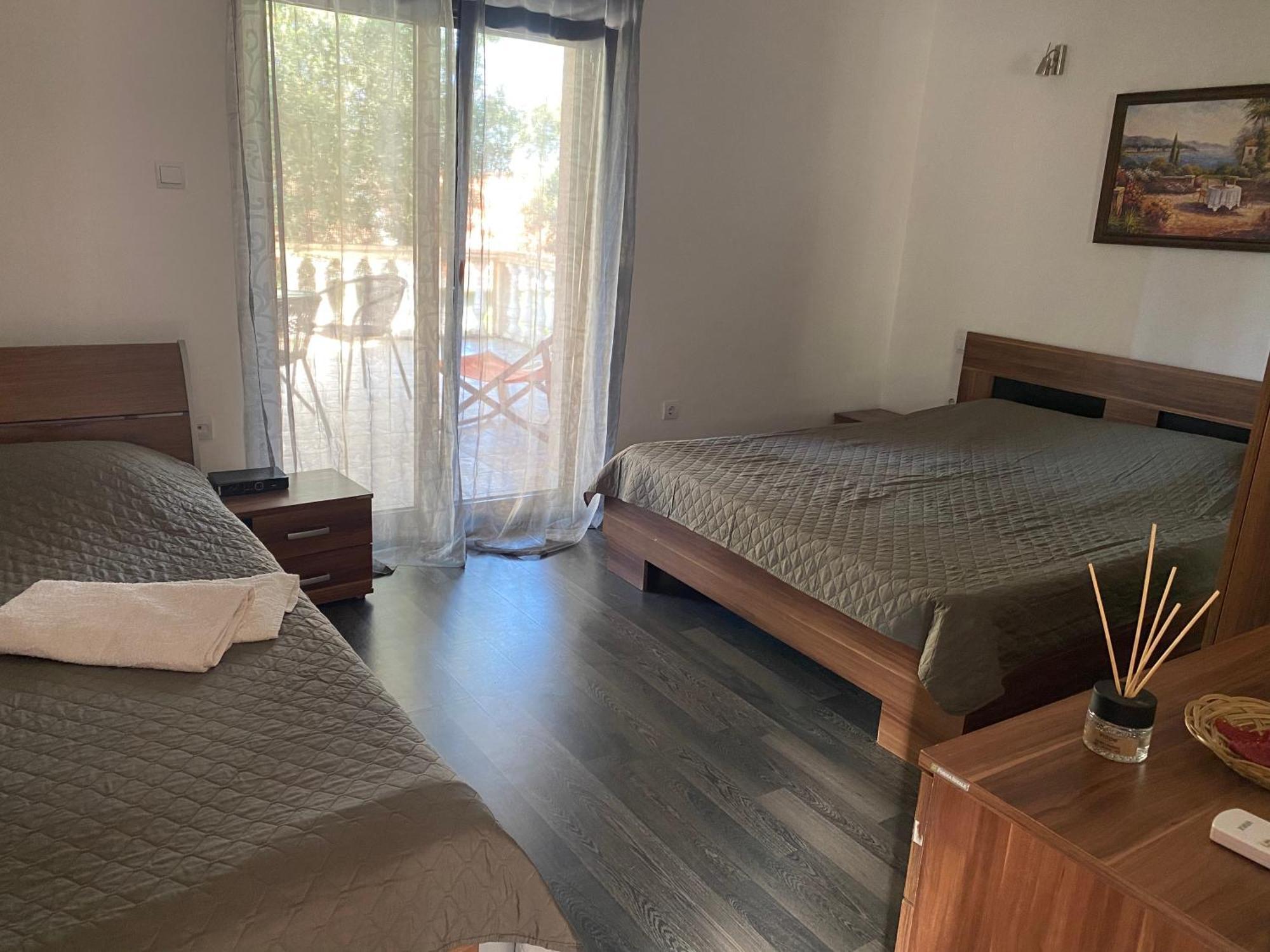 Apartments Arina Krasići Dış mekan fotoğraf