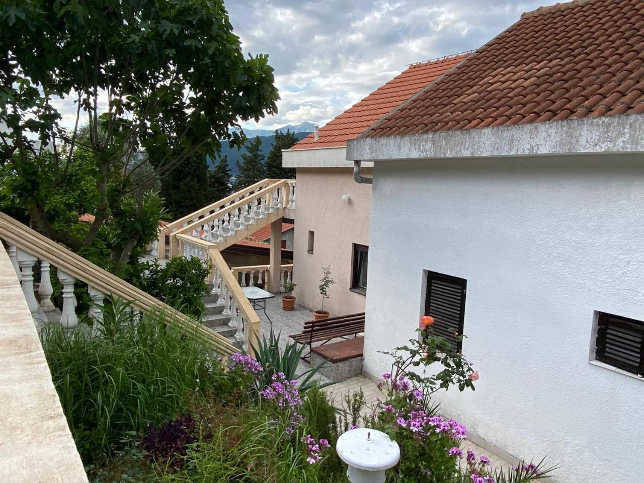 Apartments Arina Krasići Dış mekan fotoğraf