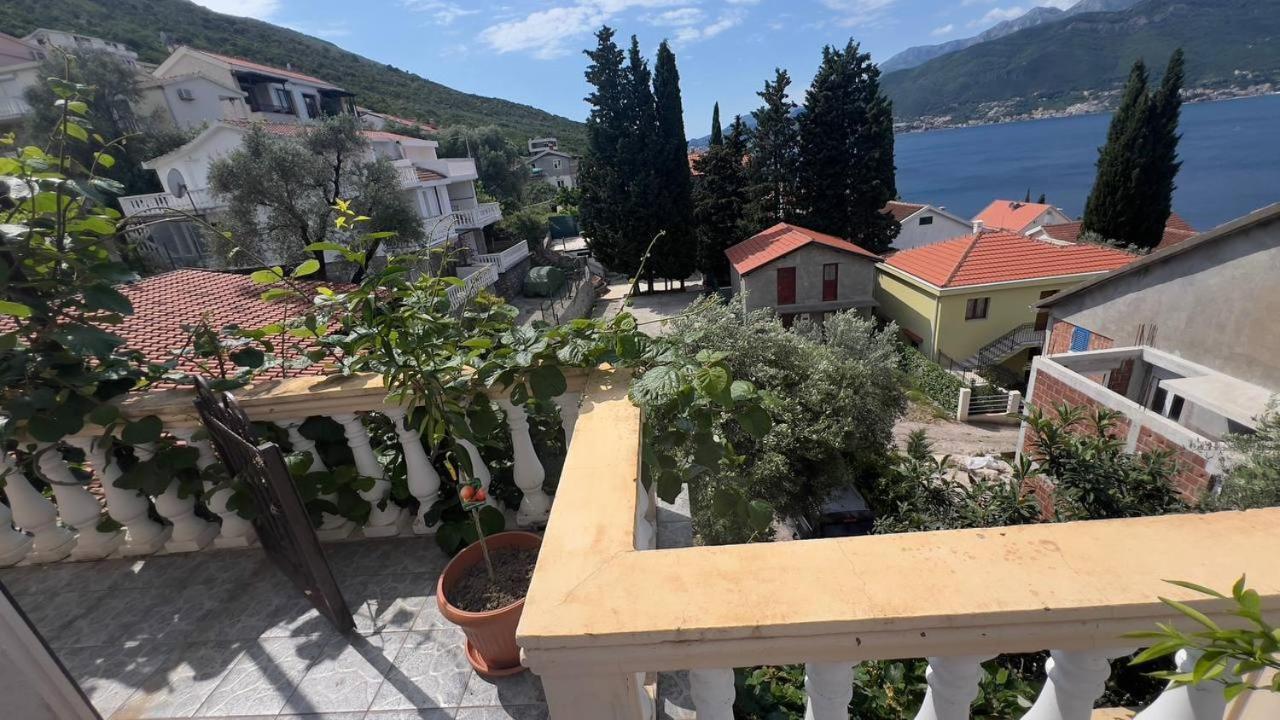 Apartments Arina Krasići Dış mekan fotoğraf
