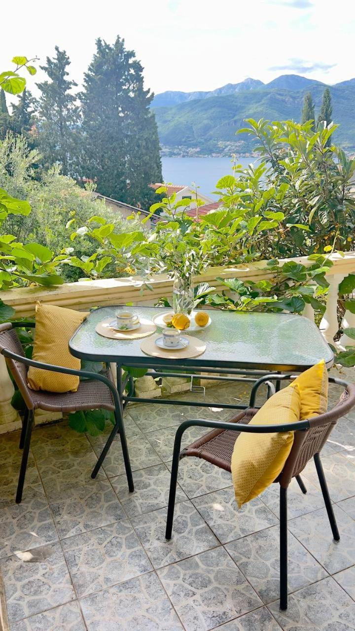Apartments Arina Krasići Dış mekan fotoğraf