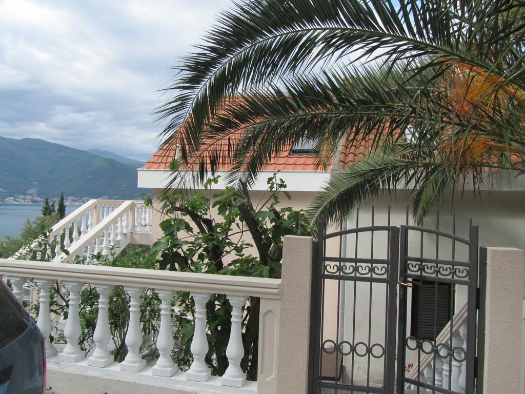 Apartments Arina Krasići Dış mekan fotoğraf